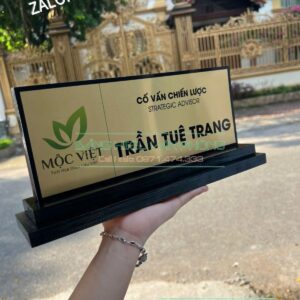 Biển để bàn đế gỗ, Bảng chức danh hai mặt, Biển tên chức vụ, Bảng đặt bàn phòng ban